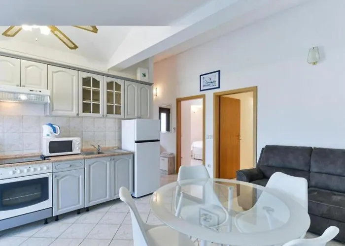 Апартаменты Apartmant Franica With Heated Pool And Jacuzzi