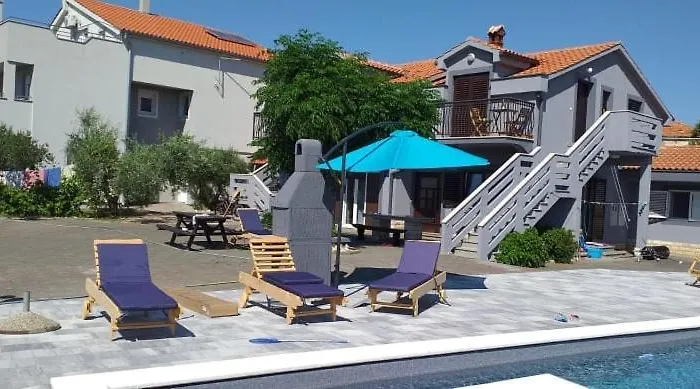 Apartmant Franica With Heated Pool And Jacuzzi Lejlighed *